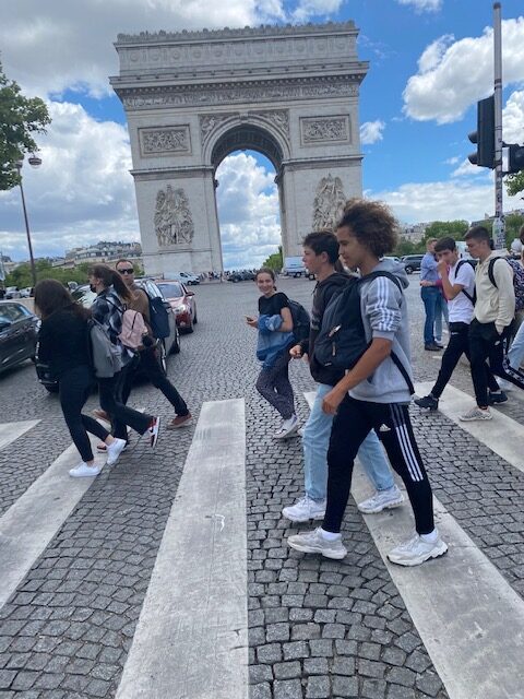 Champs Élysée et l’Arc de triomphe